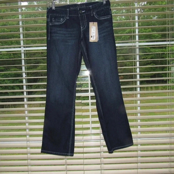 MAURICES Ellie Straight Fit Boot Jeans Size 7/8 S - Picture 1 of 5